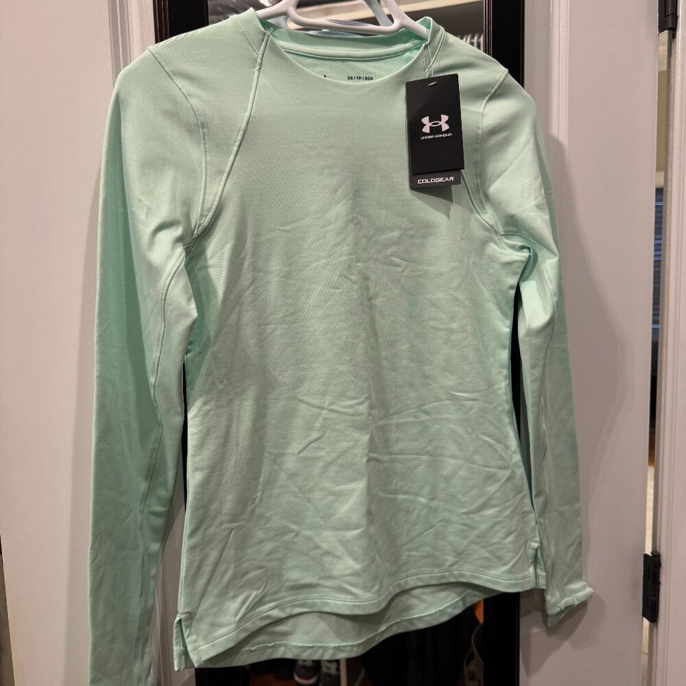 Winter Under Armour shirt